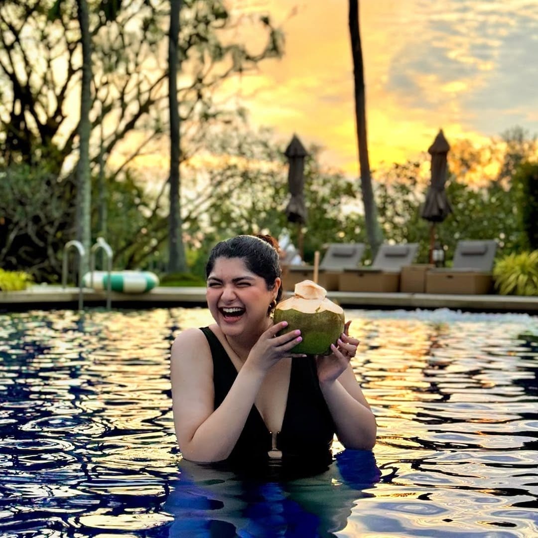anshula kapoor monobikini photos