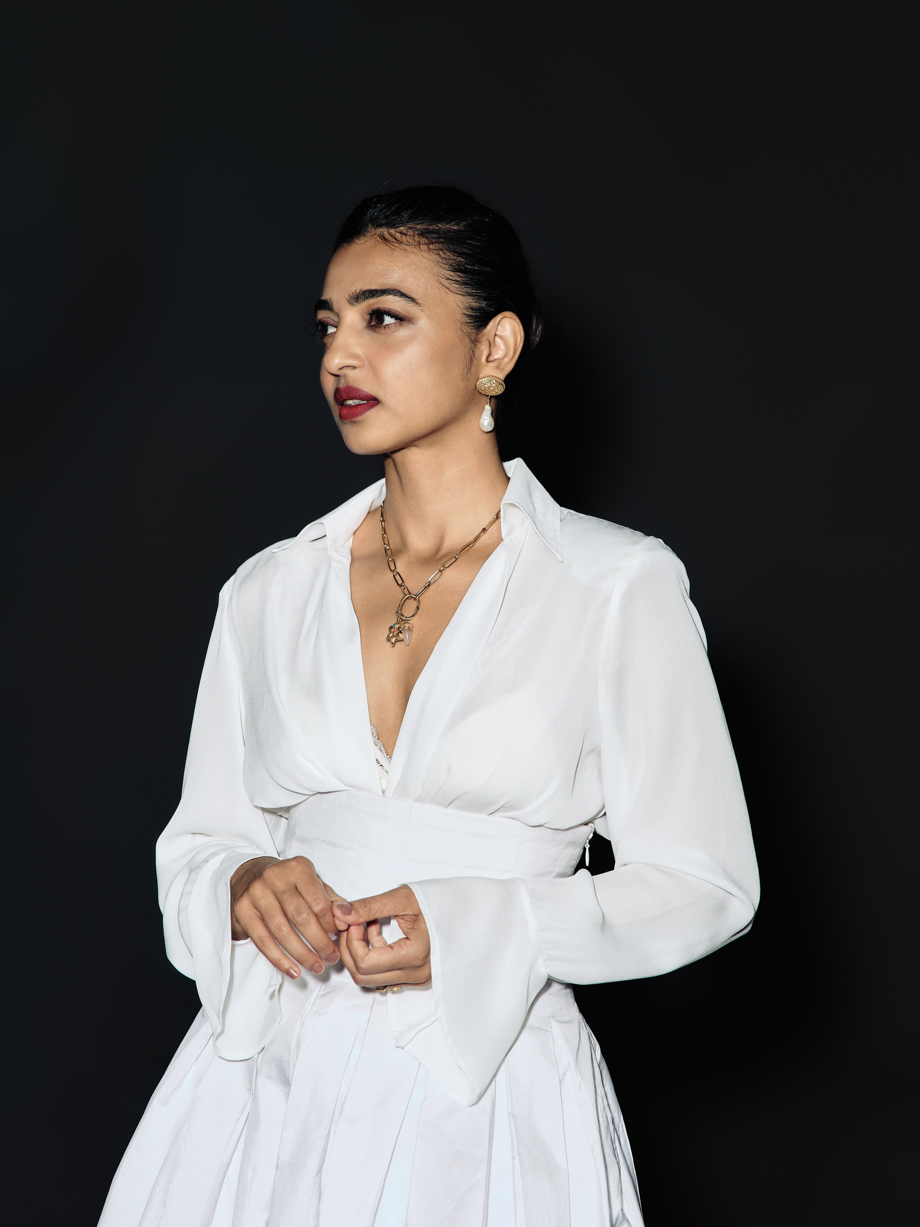 radhika apte nude video leak8 6ab338b7528f0