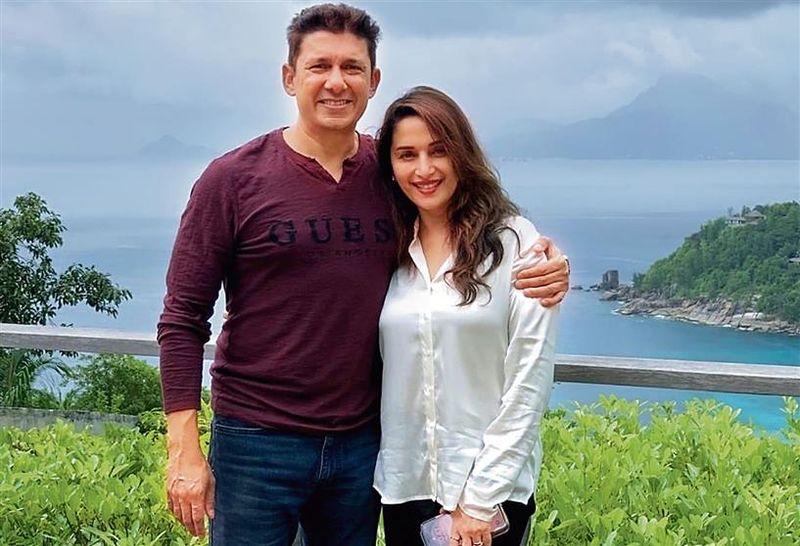 madhuri dixit 6ad9aef8a58c9