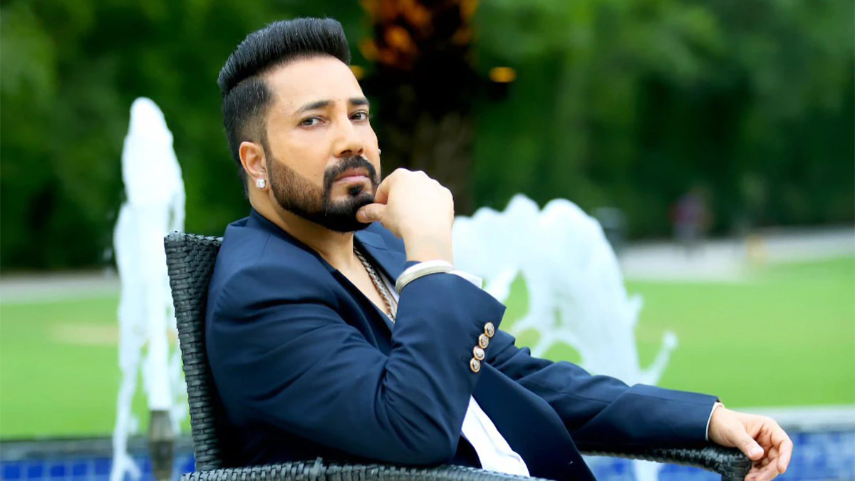 Mika Singh 99 Houses