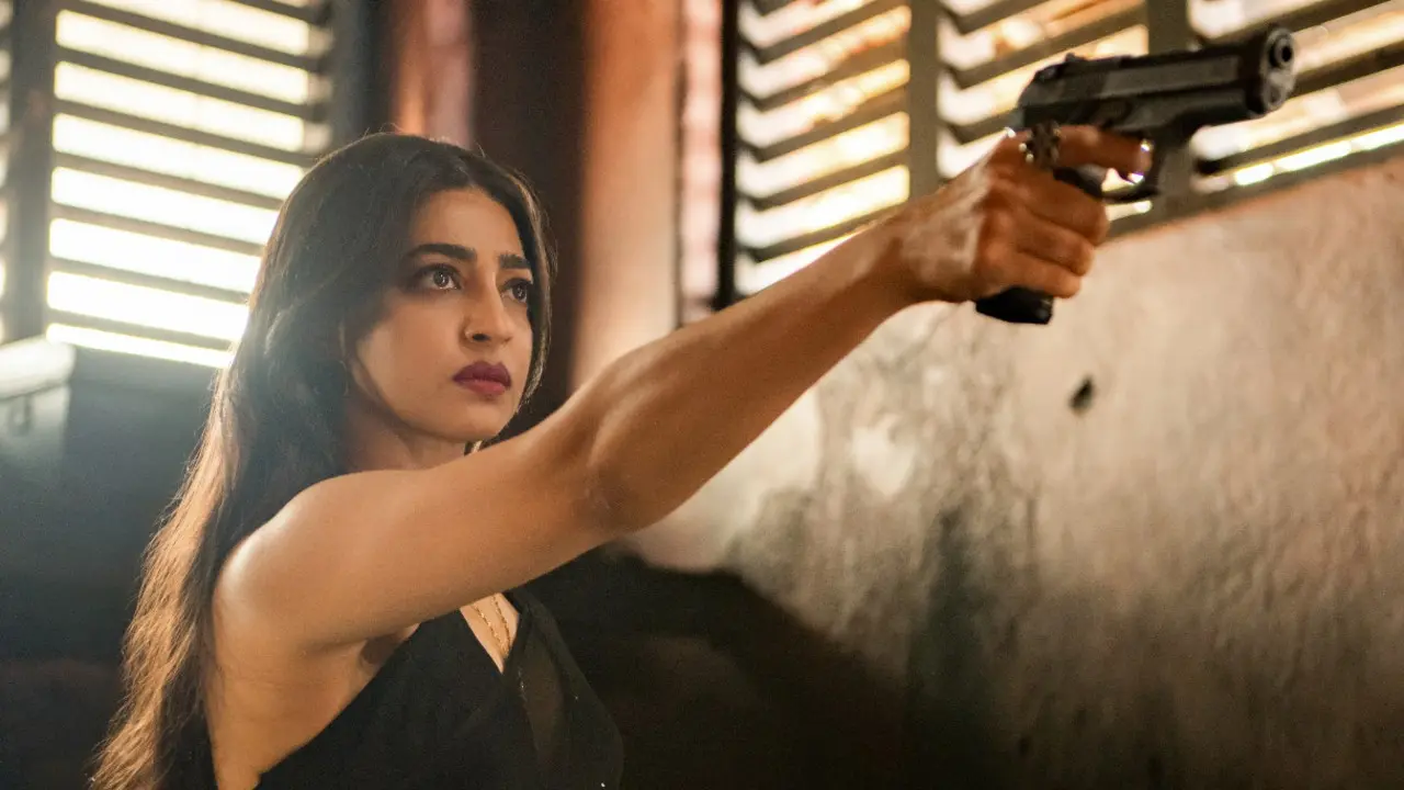 Radhika Apte Akka character