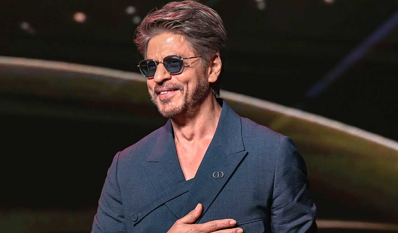 shah rukh khan 6ad31a9aebf09