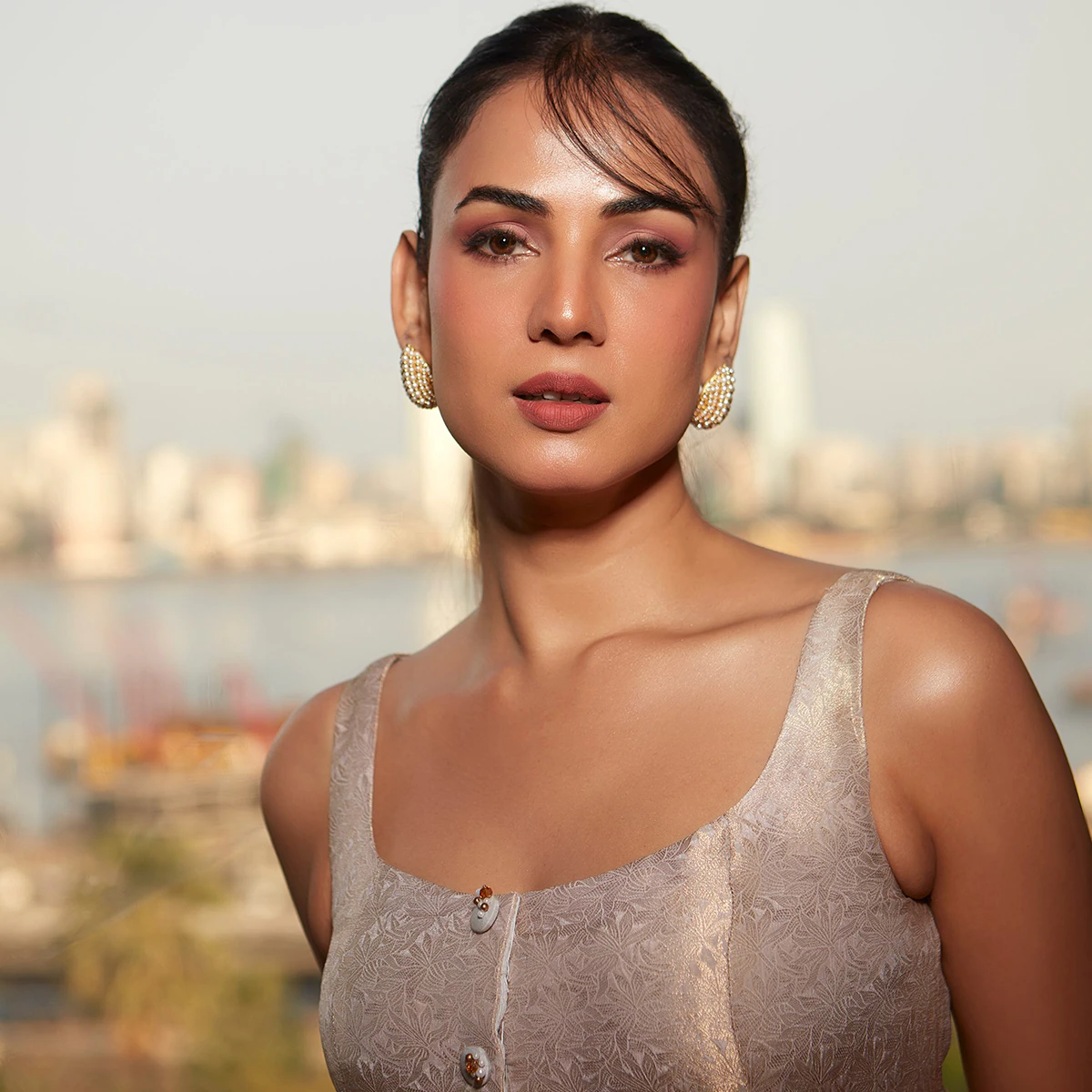 sonal chauhan4 6ac3334424537