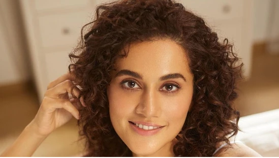 Taapsee Pannu on Staying on Twitter