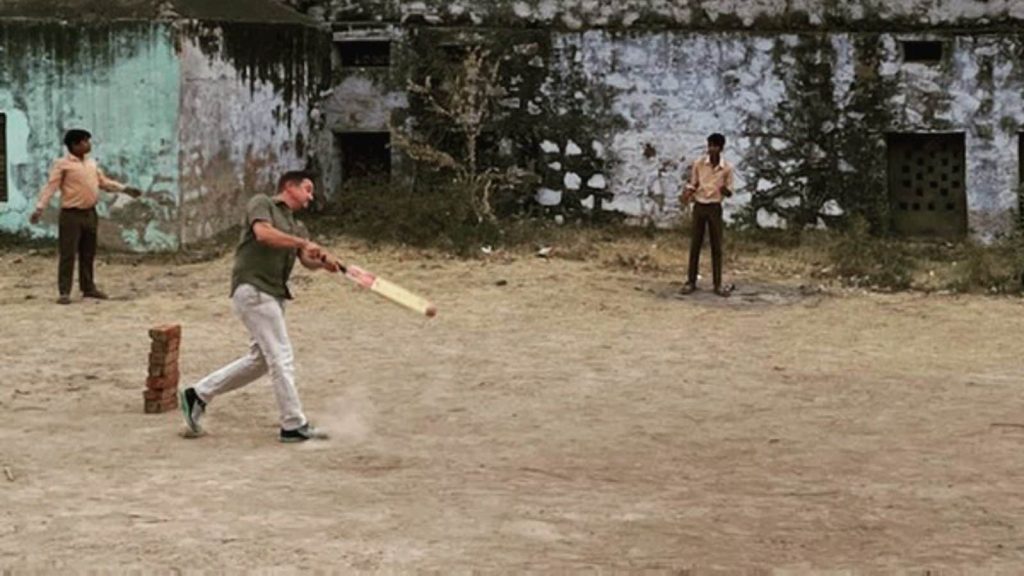 Hawkeye Jeremy Renner playing cricket with Alwar Rajasthan India Kids