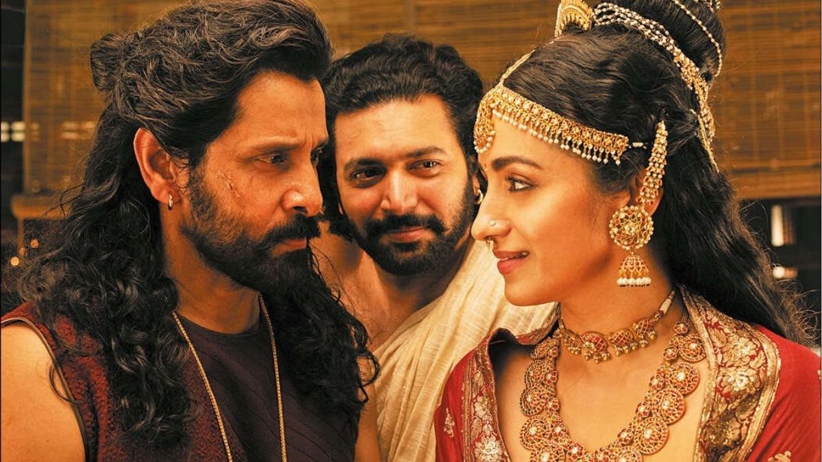 Aishwarya Rai and Vikram Steal the Show in 'Ponniyin Selvan 2': A Must-Watch for Fans of Epic Historical Dramas