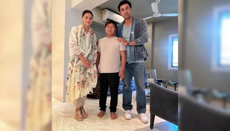 Alia Bhatt and Ranbir Kapoor Celebrate Eid at Salman Khan's Residence, Viral Photos Spark Fan Excitement