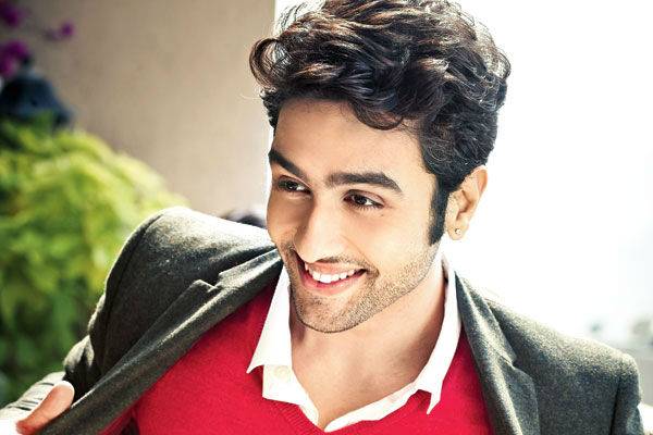 Bollywood News: Adhyayan Suman Criticizes Casting Directors for Poor Treatment