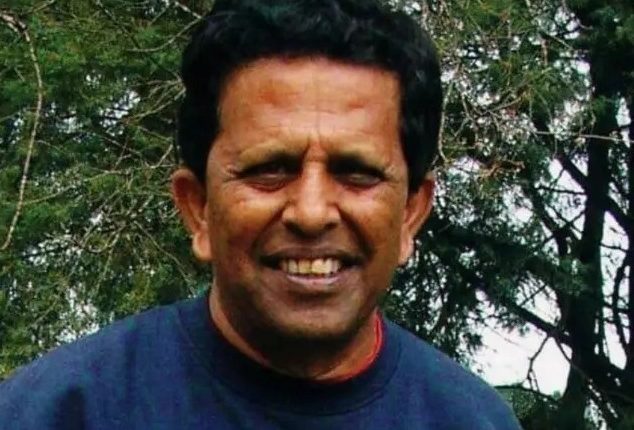 Bollywood Star Shah Rukh Khan Close Teacher Brother Eric Steve D'Souza Passes Away