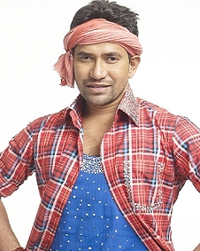 How Dinesh Lal Yadav Became 'Nirahua' and Rose to Stardom in Bhojpuri Cinema