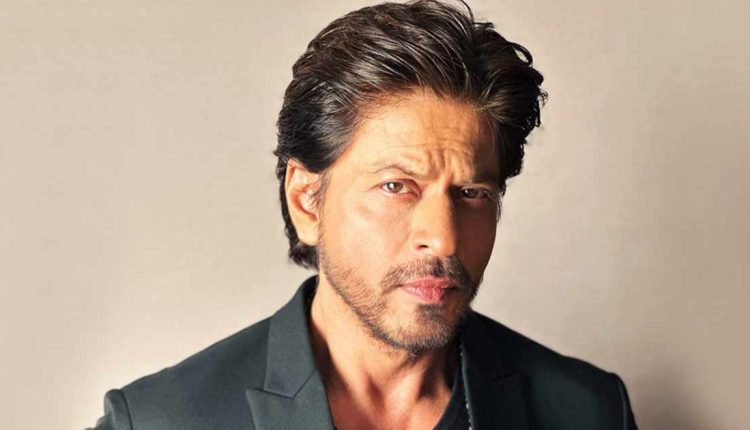 Shah Rukh Khan Performs at Delhi Wedding as a Family Friend, Does Not Charge Any Fee.