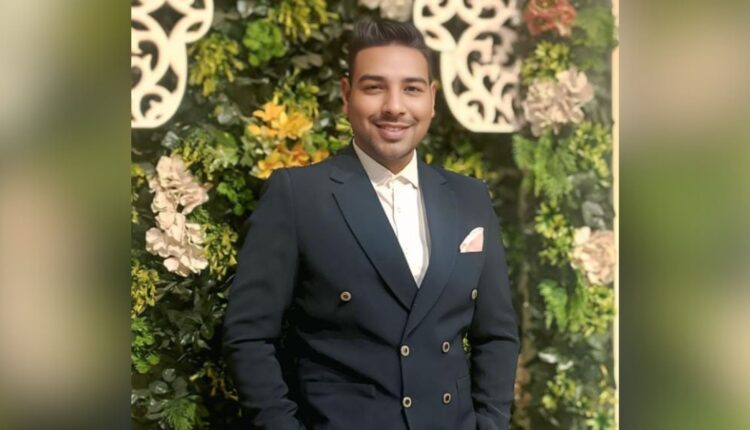 Harshit Dhingaun Delhi Fashion Week