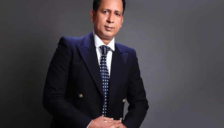 Sanjeev Pandey Mukesh Chhabra