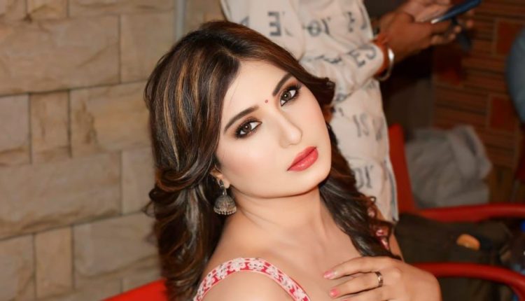 Pooja Tiwari actress