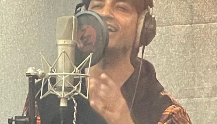 Singer Vardan Singh