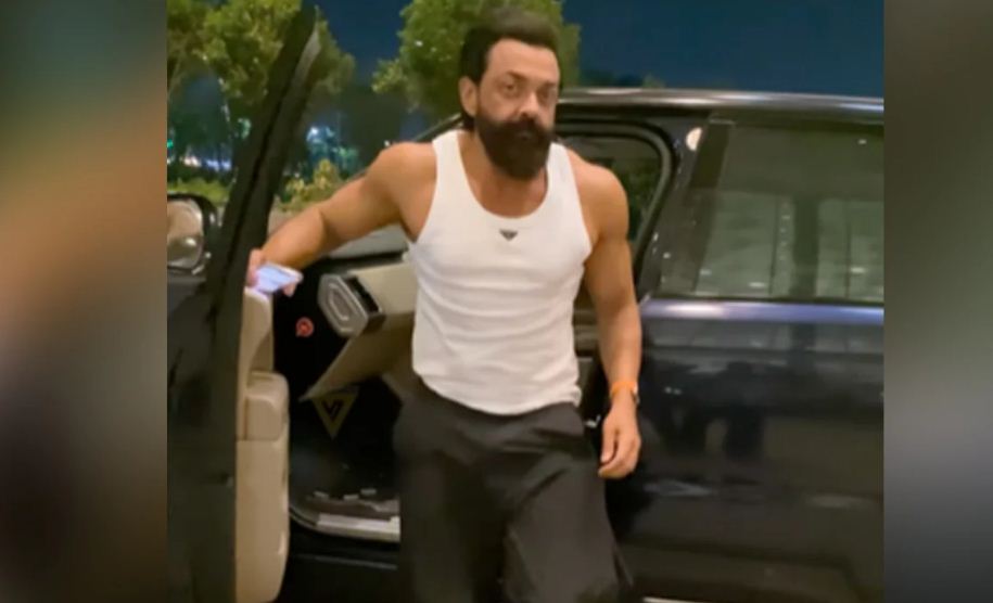 Bobby Deol was seen at the airport flashing his physique in a vest in the style of Tiger Shroff.